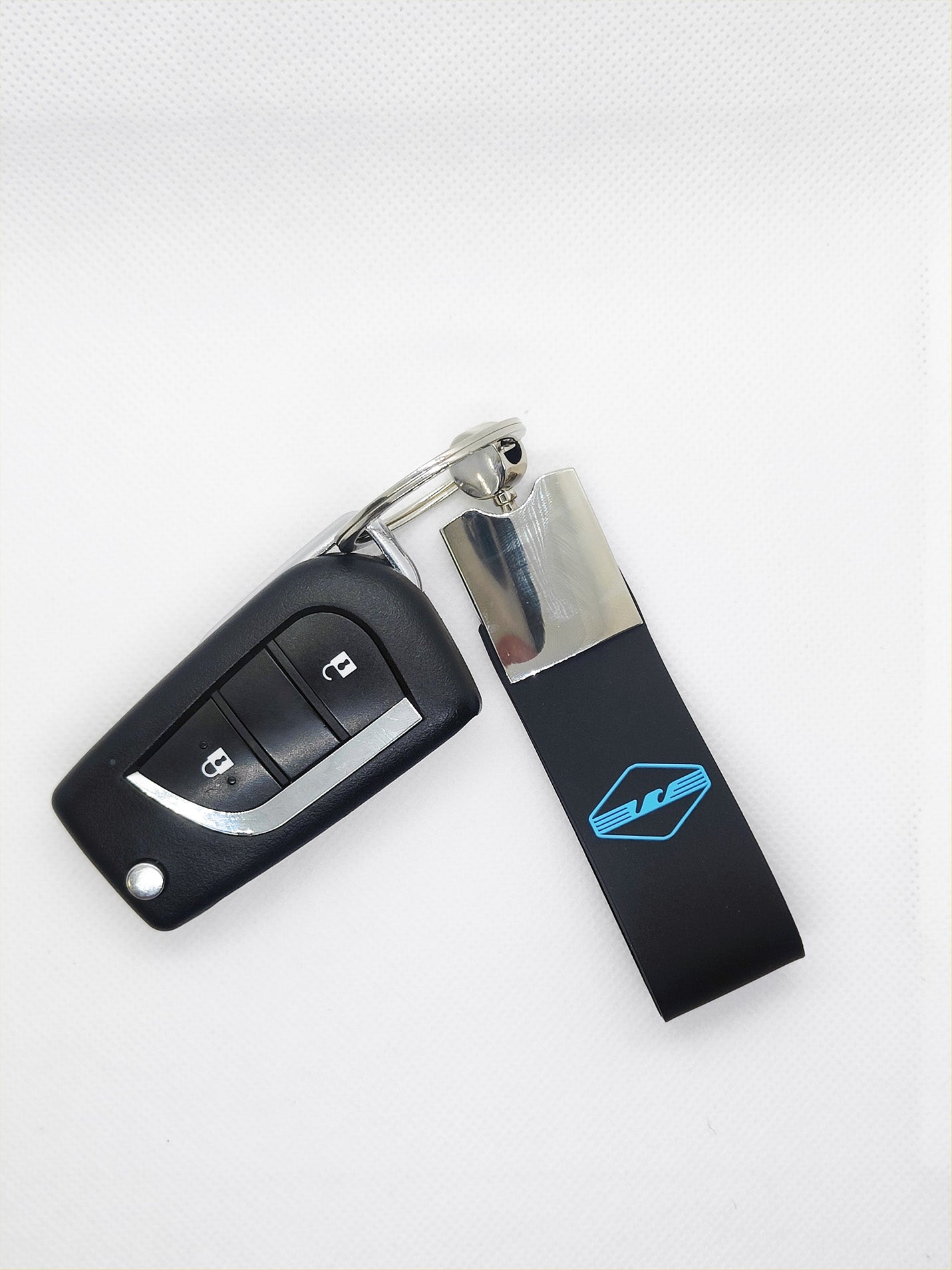 Portachiavi luxury Metallo e gomma DI PADRE IN FIGLIO e Aquila stilizzata scritte in rilievo idea regalo per tifosi lazio