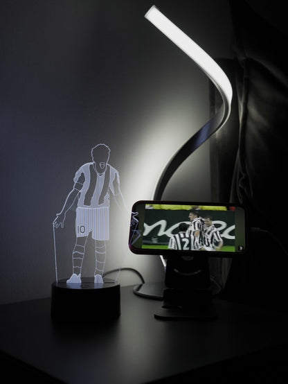 Football LED - Lampada 3D forma Del Piero con 7 colori, 5 modalità e telecomando incluso